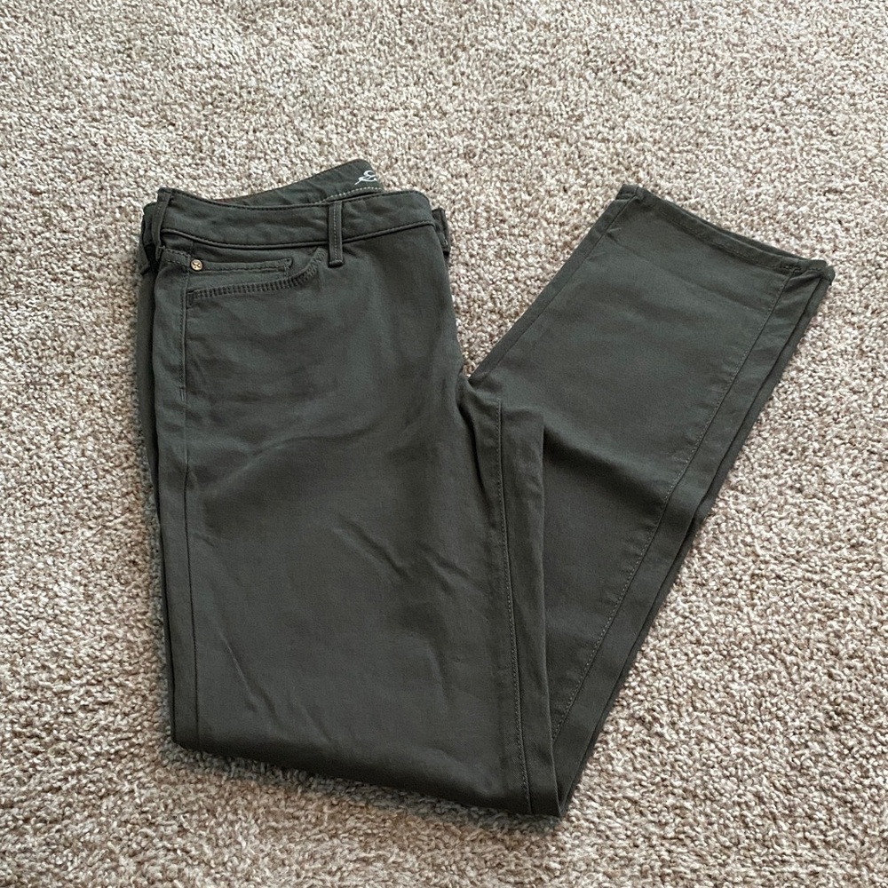 Eddie Bauer Women's Dark Green Straight Leg Jeans